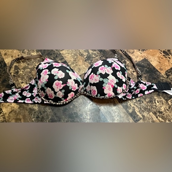 Victorias Secret Sexy Tee Push Up Bra - Picture 9 of 9